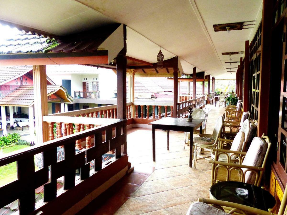 Toraja Torsina Hotel รานเตเปา ภายนอก รูปภาพ