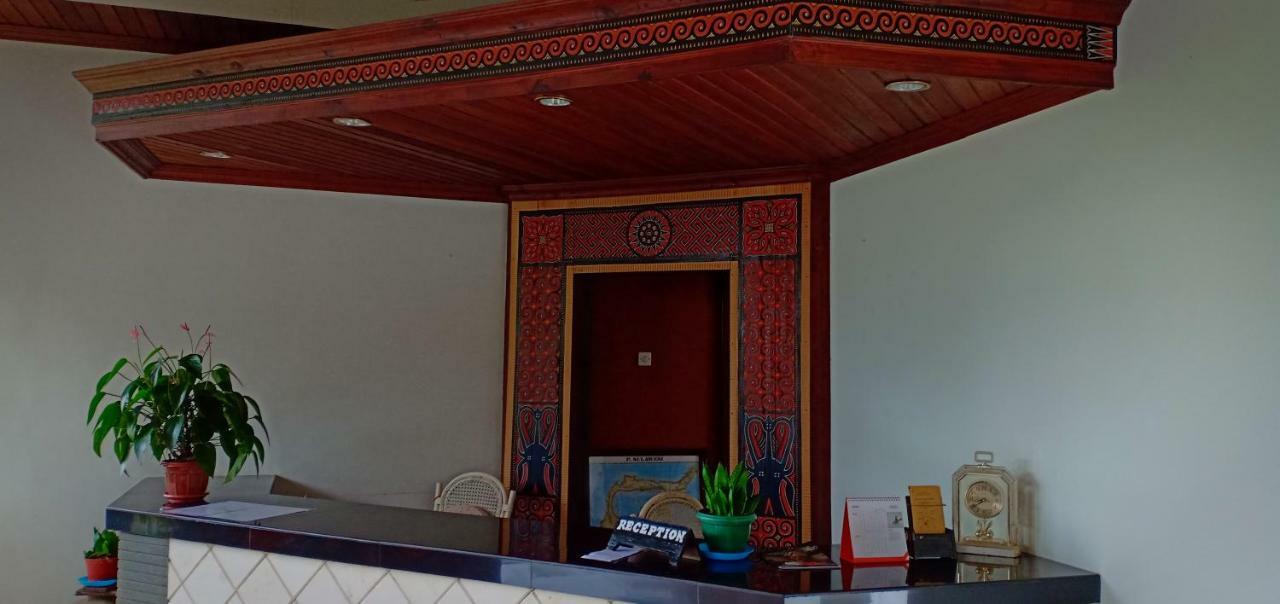 Toraja Torsina Hotel รานเตเปา ภายนอก รูปภาพ