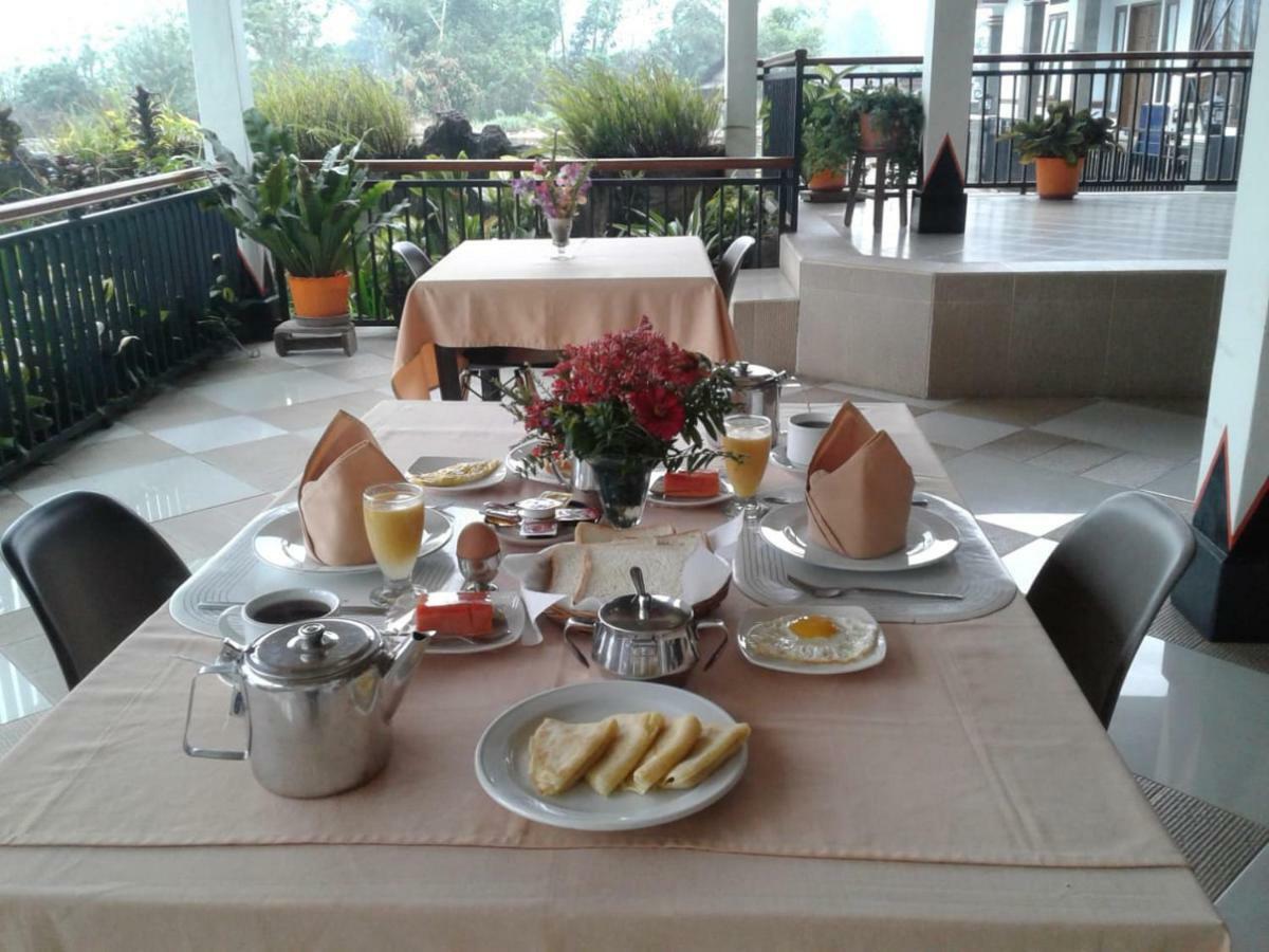 Toraja Torsina Hotel รานเตเปา ภายนอก รูปภาพ